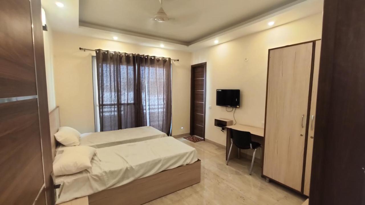 Хостел Covie Gurugram 108 Гургаон Экстерьер фото